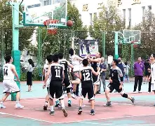 火博app下载 -埃因霍温训练开放日，窗口期扳平良机引欢呼，欧冠在即，控场能力受关注的简单介绍